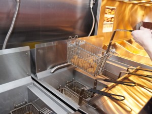 Beneficios de tener una freidora en tu negocio